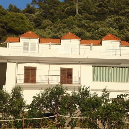 Apartments By The Sea Ubli, Lastovo - 8354 Uble Exteriér fotografie
