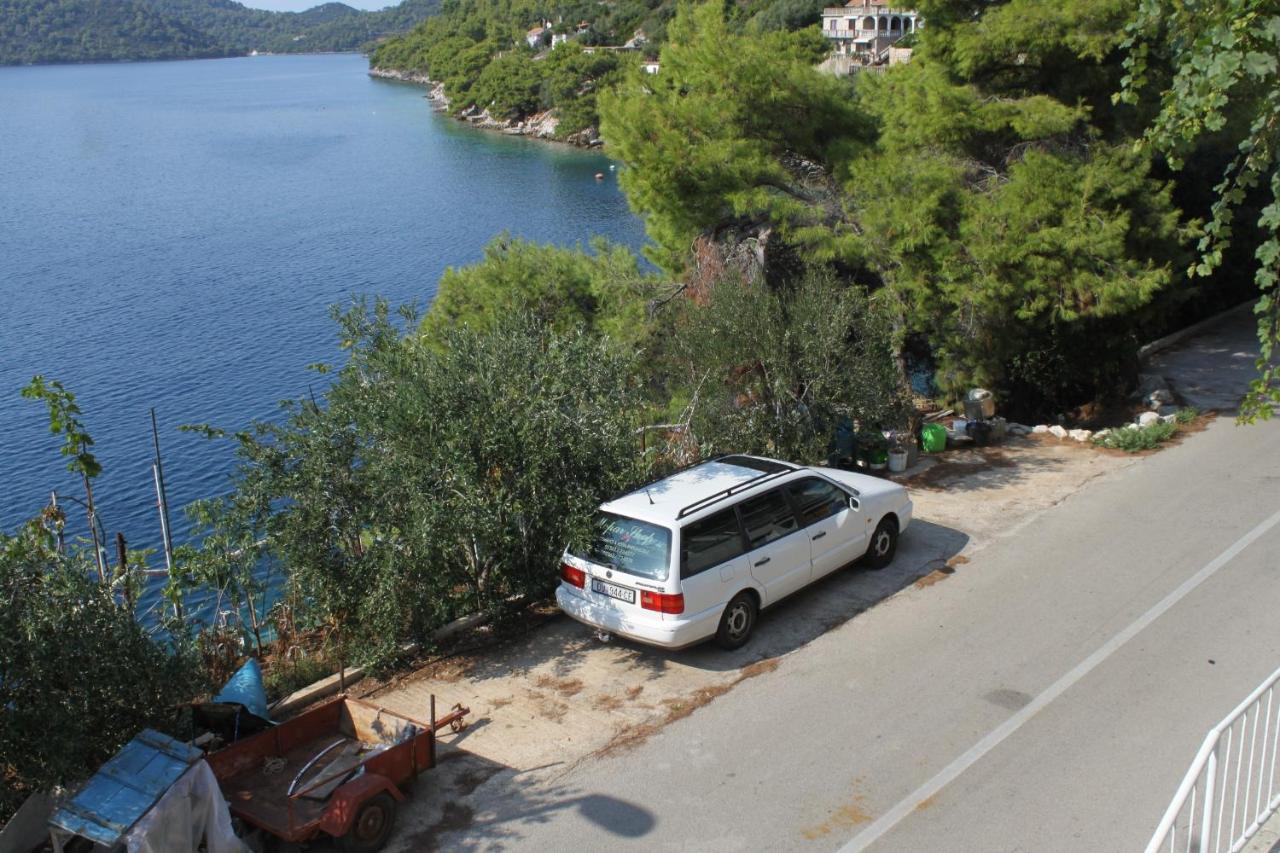 Apartments By The Sea Ubli, Lastovo - 8354 Uble Exteriér fotografie